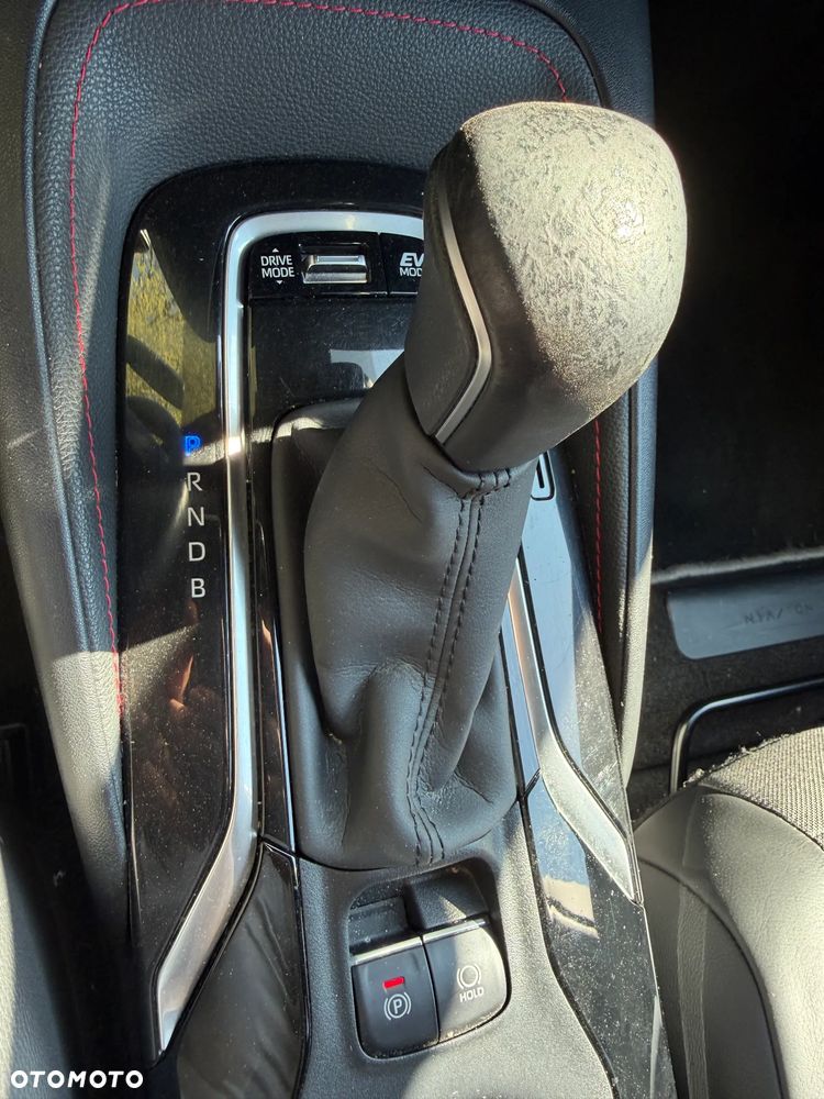 Toyota Corolla 1.8 Hybrid Executive - 15