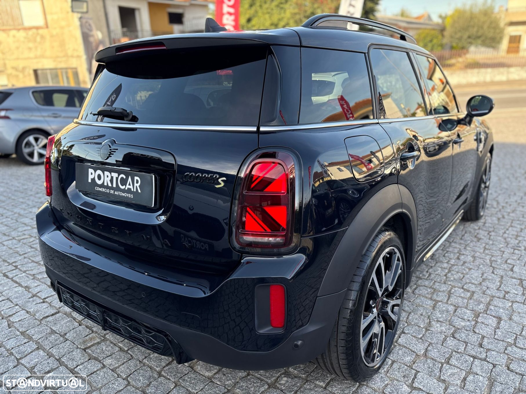 MINI Countryman Cooper SE ALL4 JCW Auto - 8