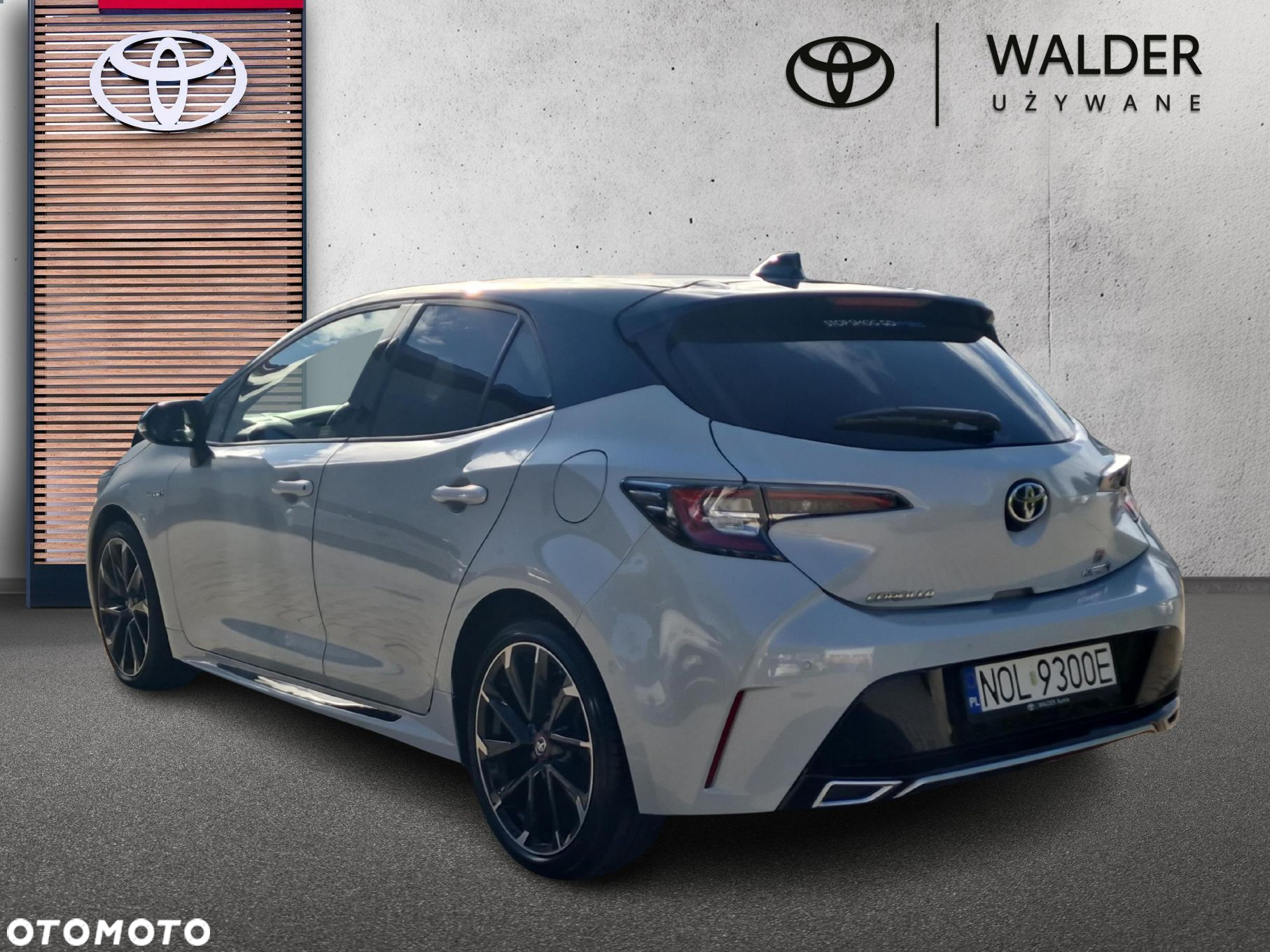 Toyota Corolla 1.8 Hybrid GR Sport - 3