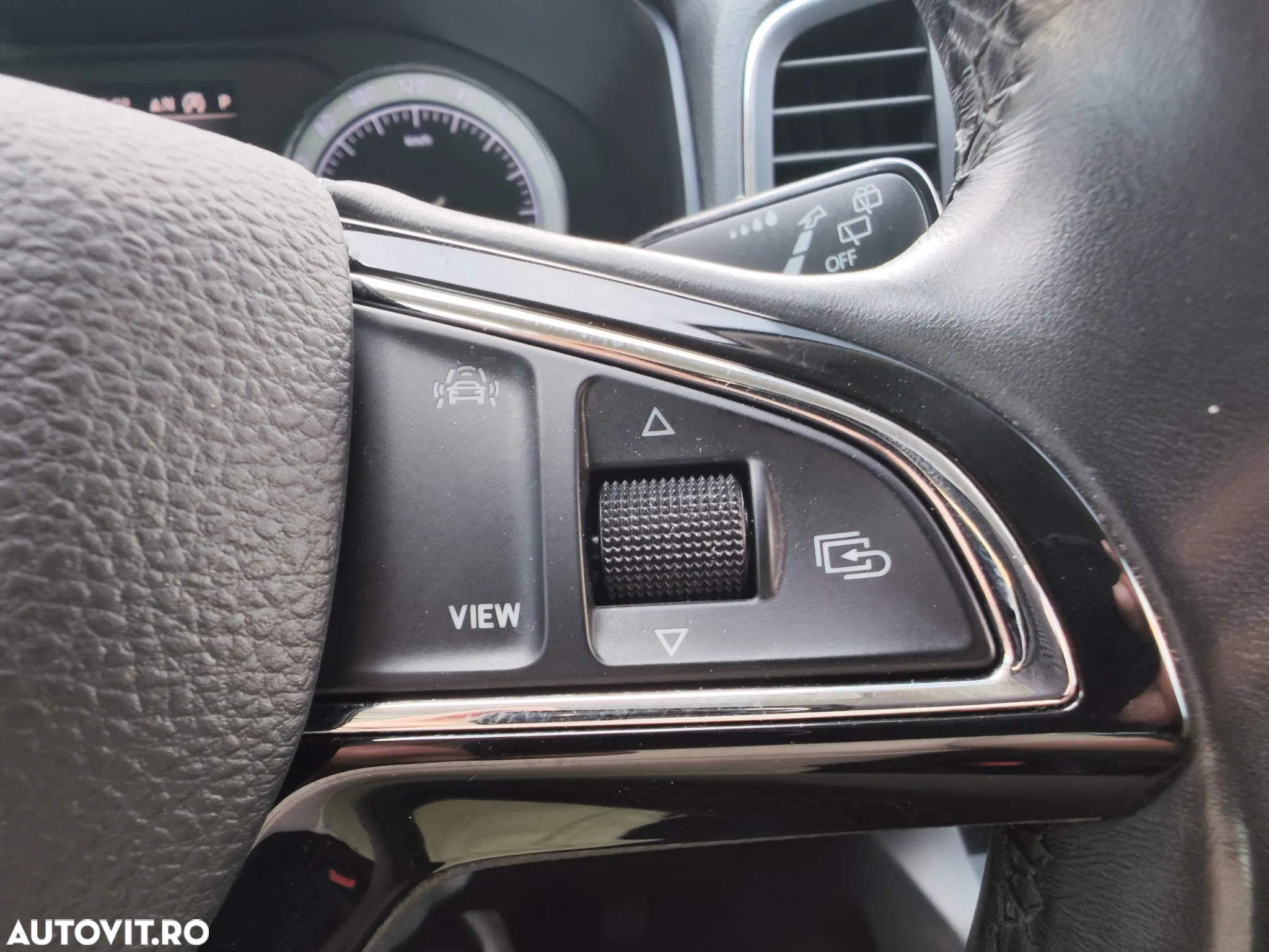 Skoda Karoq 1.6 TDI DSG Ambition - 23