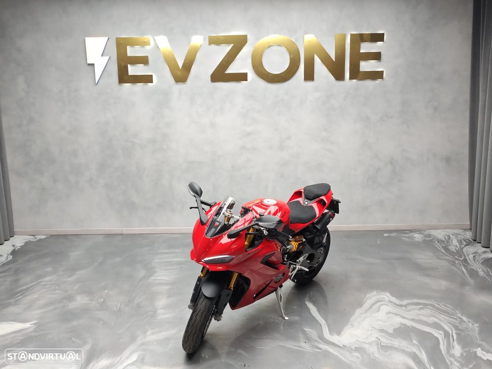 Ducati Panigale V2 S - 1