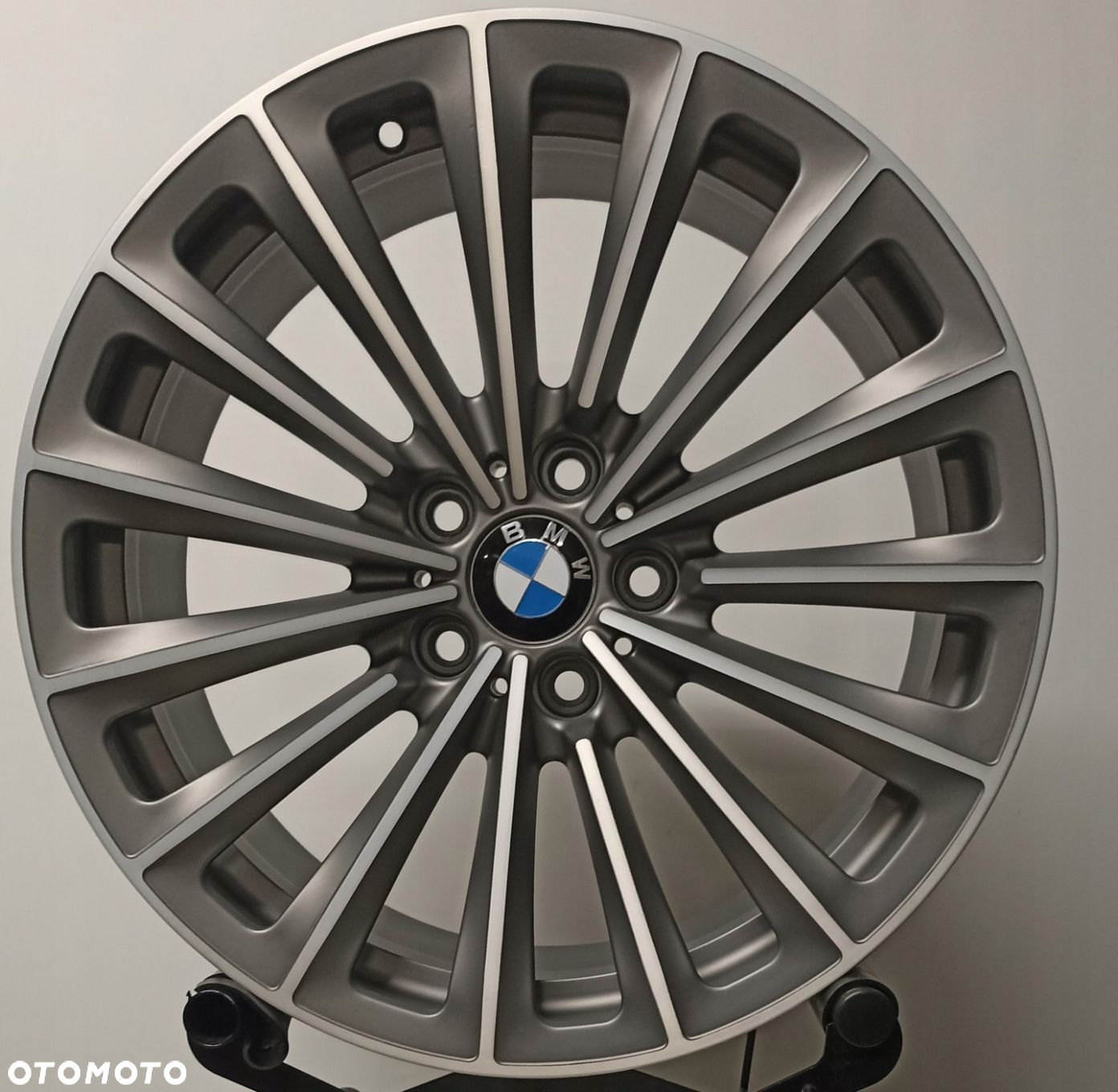 FELGI ALUMINIOWE BMW OE 7 F01 F02 / SERIA 5 F10 F11 8,5x19 5x120 ET 25 - 2