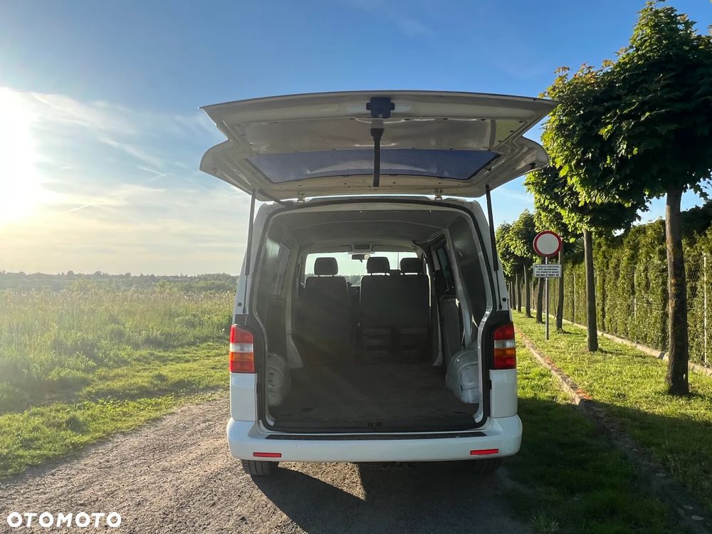 Volkswagen Transporter - 12