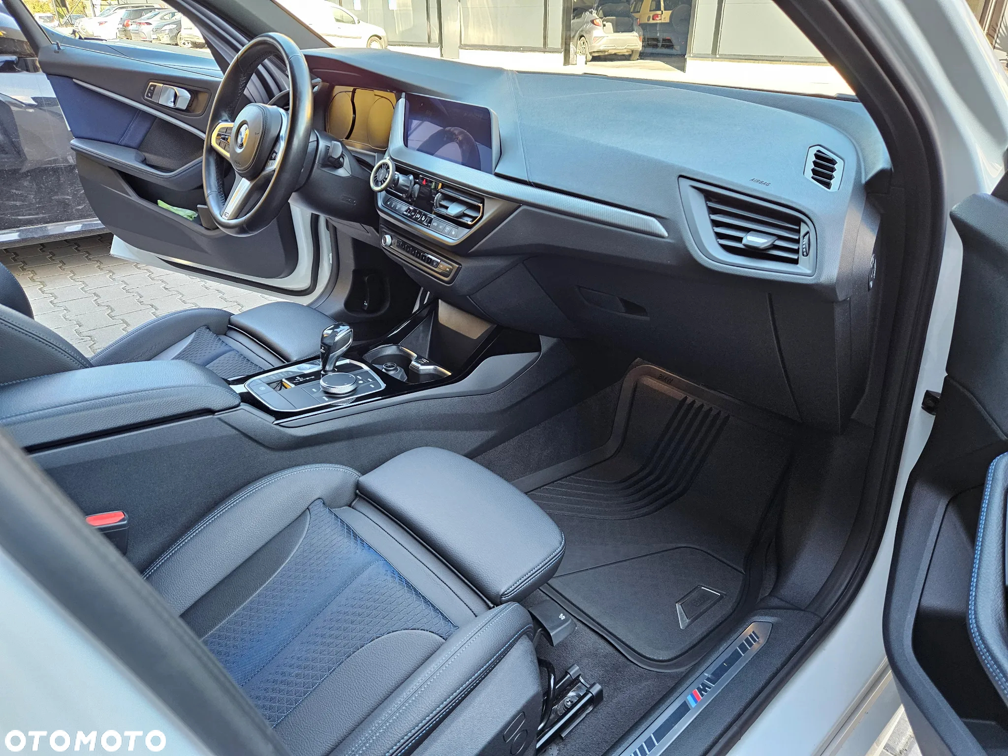 BMW Seria 1 118i - 6