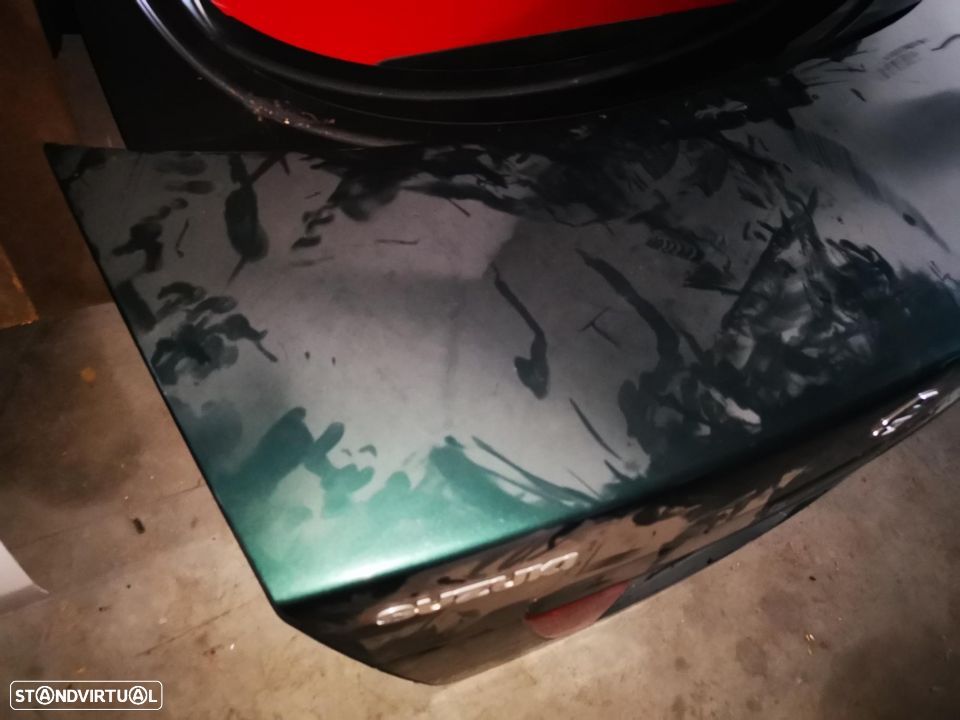 SUZUKI LIANA TAMPA DE MALA M195 - 3