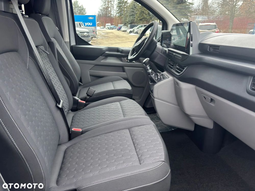 Ford Transit Custom Kombi 320 L2H1 Limited M1 - 17