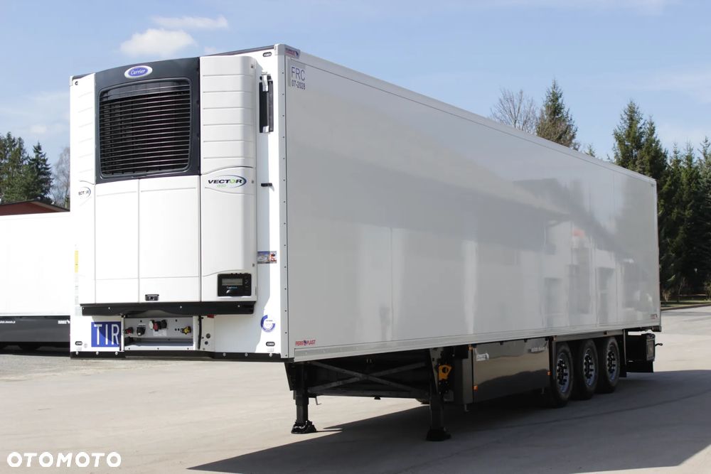 Schmitz Cargobull FP 60 V7 CARRIER VECTOR 1550 / JAK NOWA / ŚCIANA 7 CM / - 5