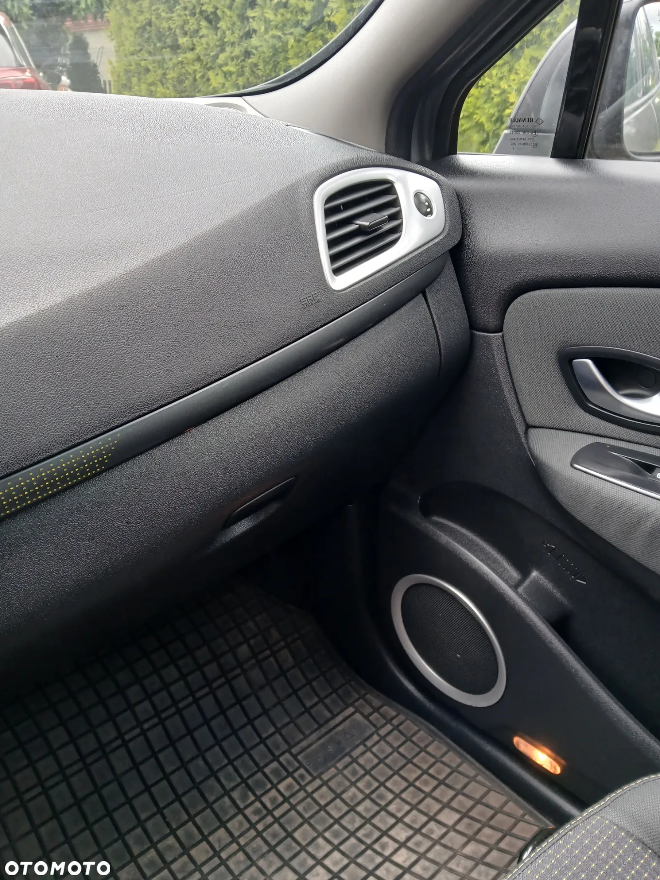 Renault Scenic 1.9 dCi Alize - 12