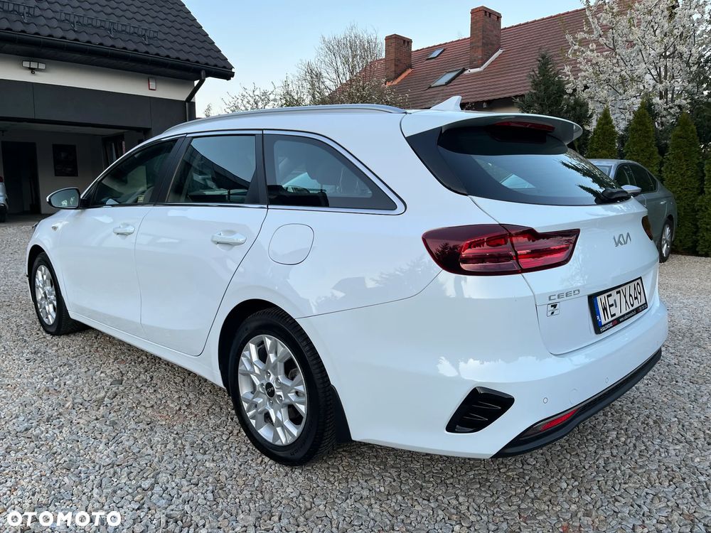Kia Ceed 1.5 T-GDI M - 2