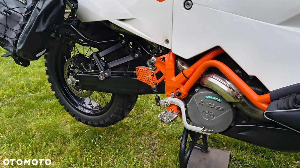 KTM Adventure - 14