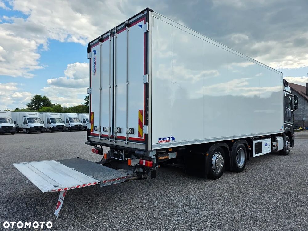 Mercedes-Benz Actros 2545 6x2 Chłodnia WINDA - 4