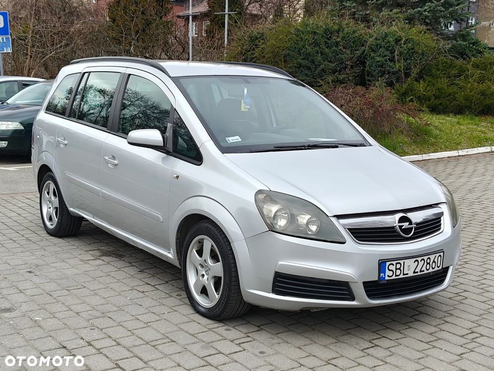 Opel Zafira 1.9 CDTI - 11