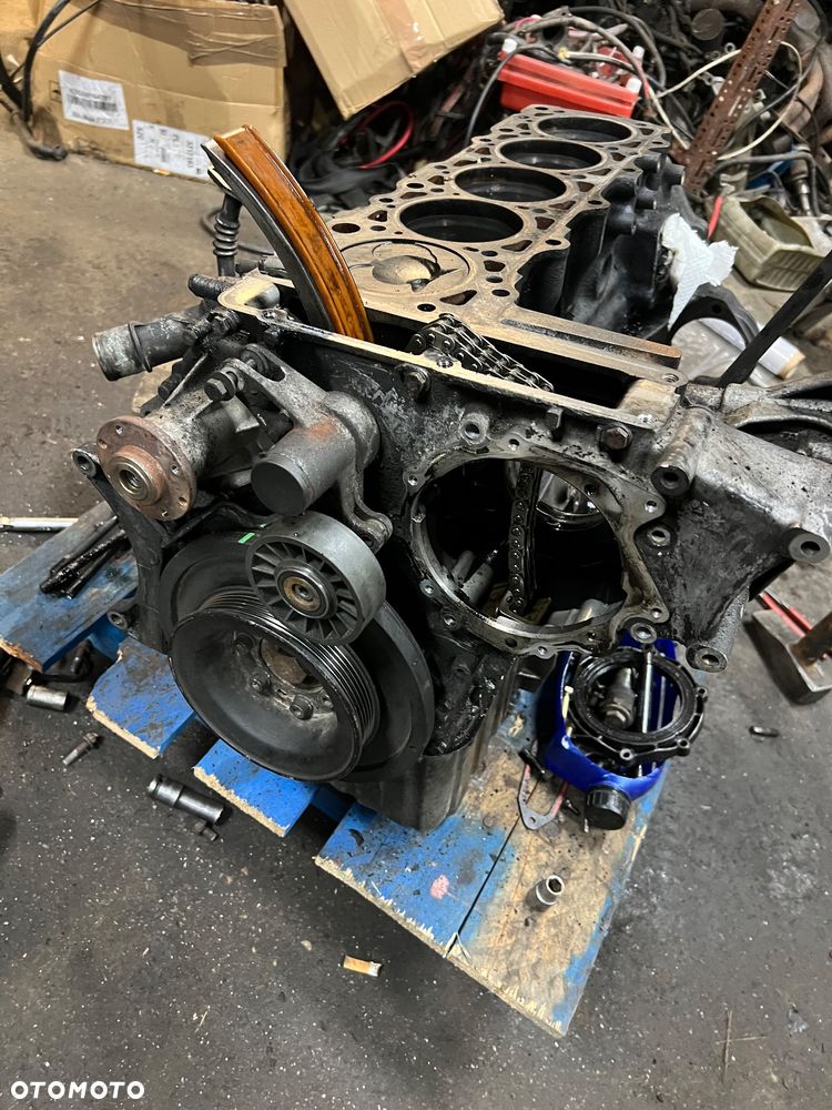 Dół Blok silnika  wał korbowy tłoki - 5