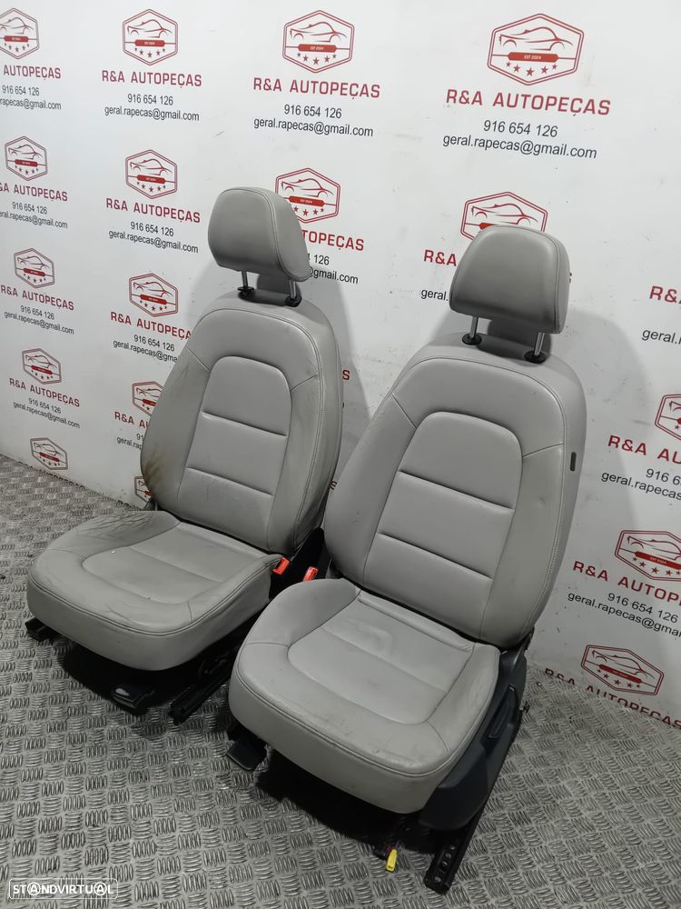 Conjunto de Bancos Audi A4 B8 em Pele Originais - 11