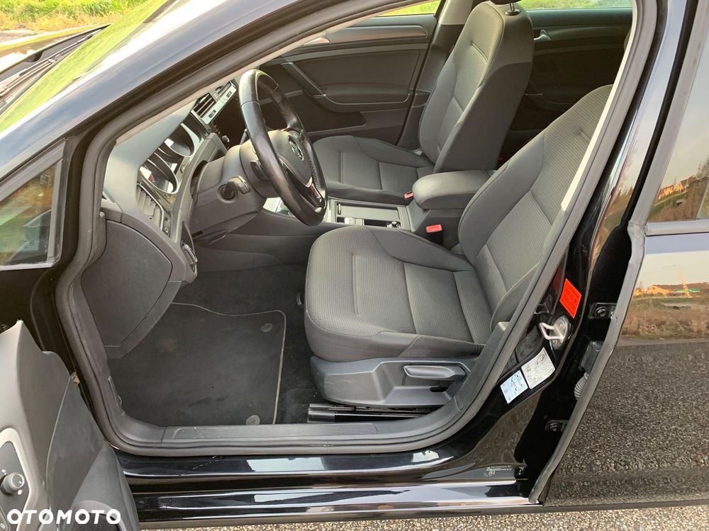 Volkswagen Golf 1.6 TDI SCR DSG Join - 5