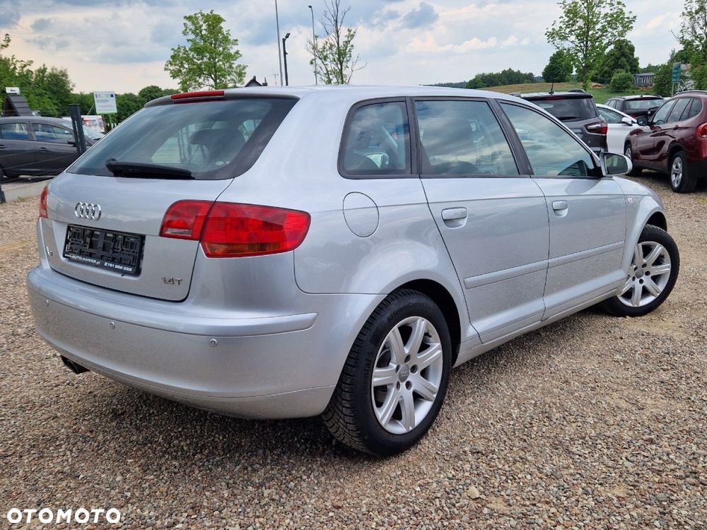 Audi A3 Sportback 1.4T FSI Ambiente - 2