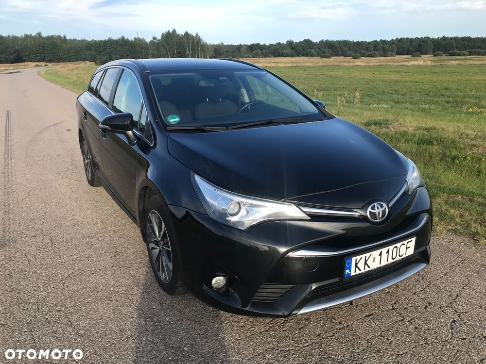 Toyota Avensis - 5