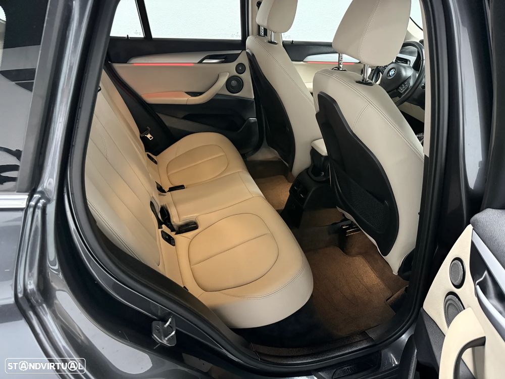 BMW X1 16 d sDrive Advantage - 18