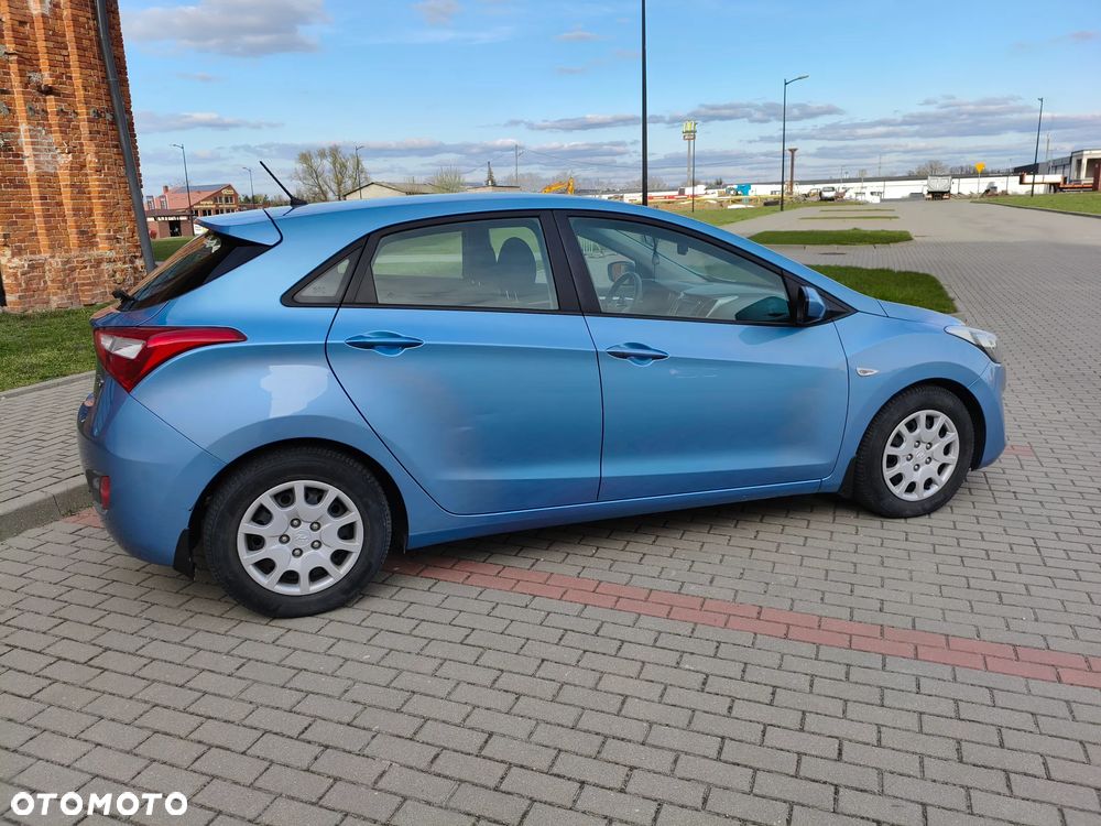 Hyundai i30 1.4 CRDi Classic + - 5