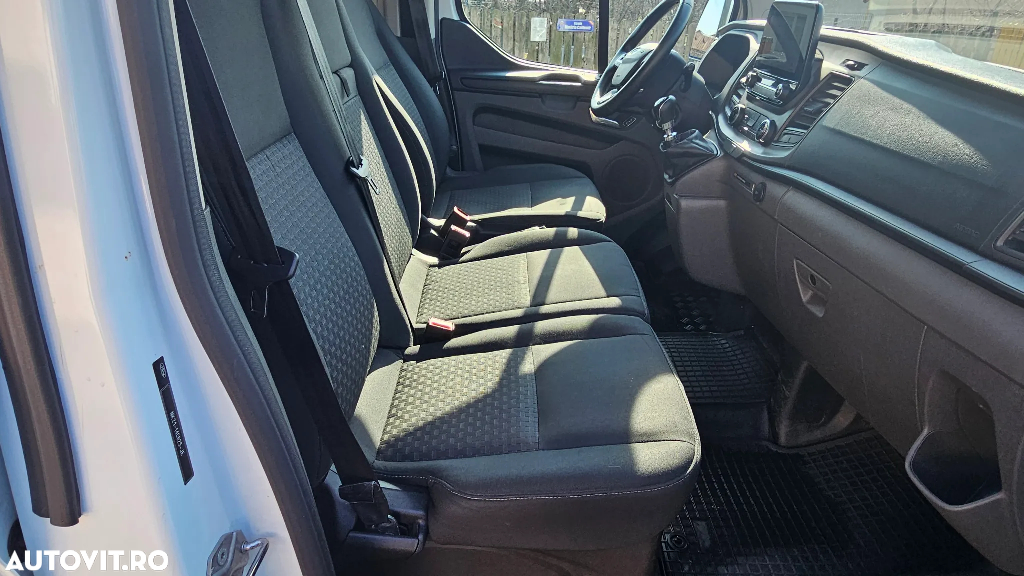 Ford Transit Custom DCIV 340 2.0 EcoBlue 130 CP L2H1 Trend - 11