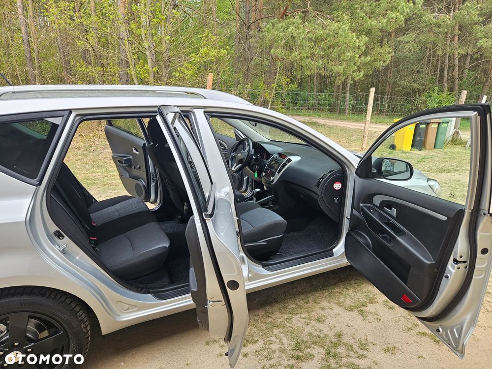Kia Ceed - 7