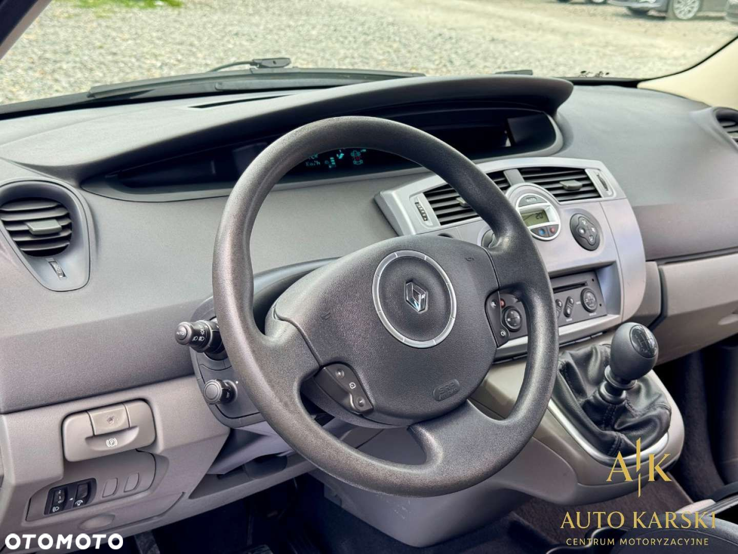 Renault Scenic - 15