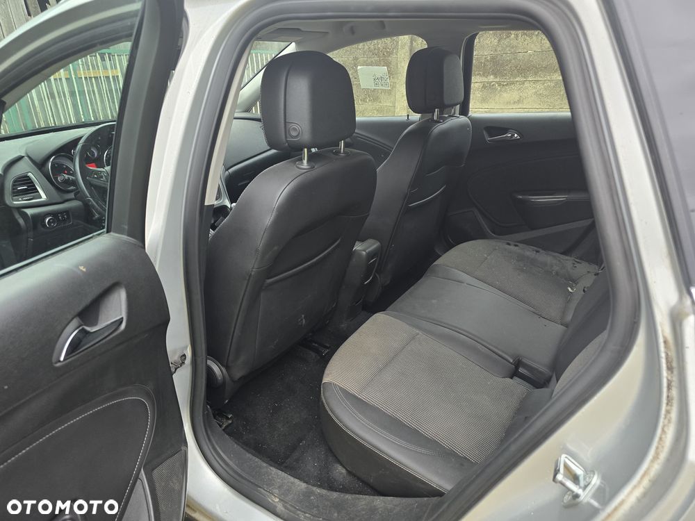 Opel Astra 1.7 CDTI Cosmo - 14