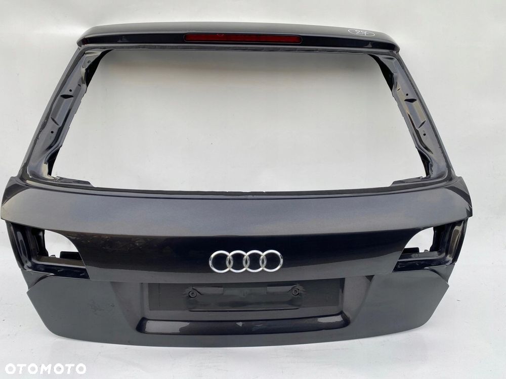 TYŁ TYLNA KLAPA POKRYWA BAGAŻNIKA AUDI A3 - 2
