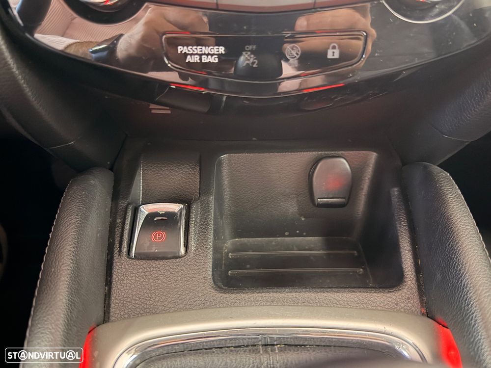 Nissan Qashqai 1.5 dCi N-Connecta 18 - 32