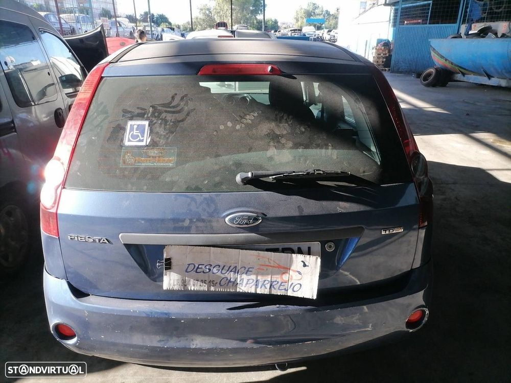 FAROLIM TRASEIRO ESQUERDO FORD FIESTA V 2006 - - 2