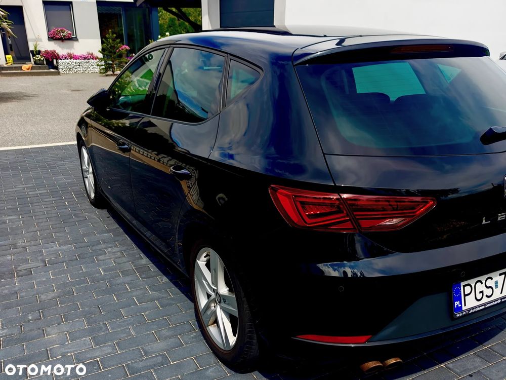Seat Leon 1.8 TSI FR Black S&S DSG - 4