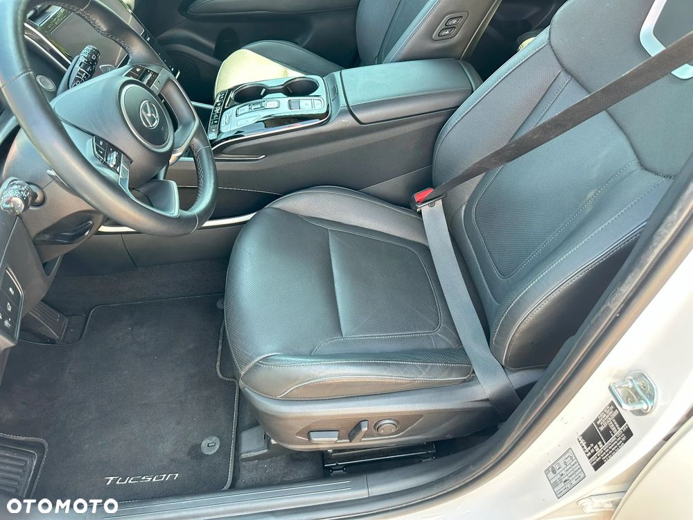 Hyundai Tucson 1.6 CRDi 48V-Hybrid 2WD DCT Prime - 11
