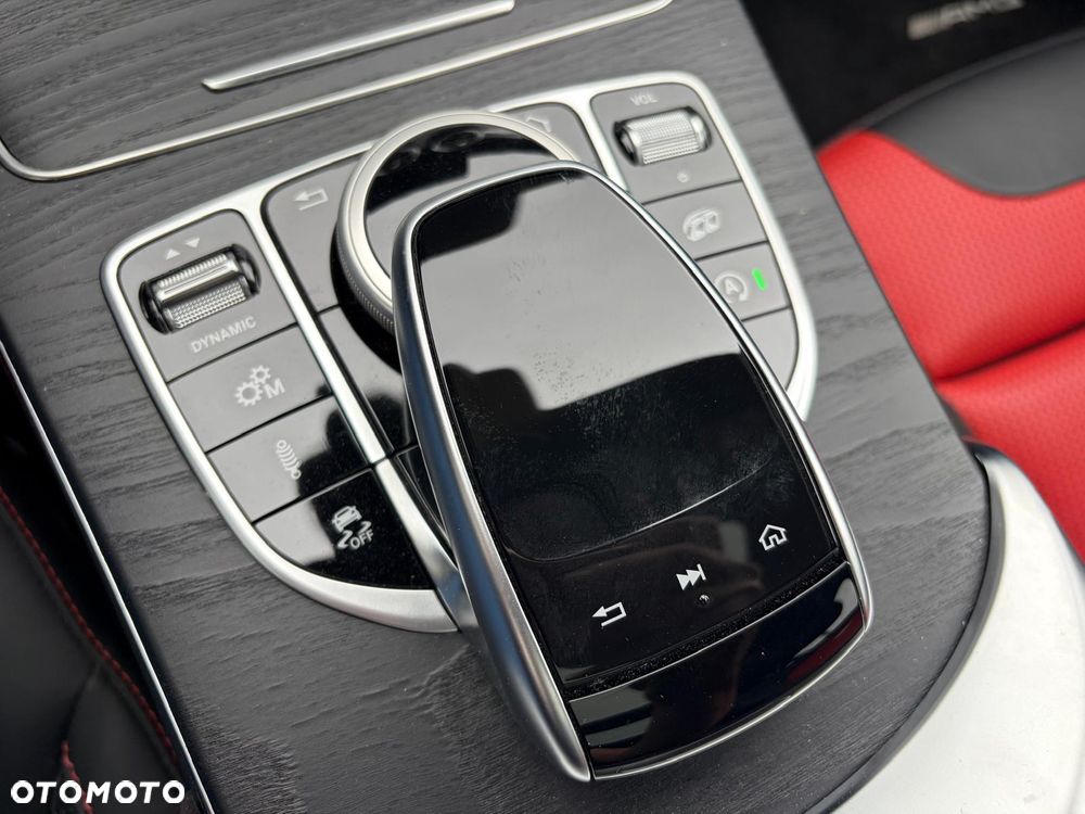 Mercedes-Benz Klasa C AMG 63 AMG Speedshift MCT 9G - 27