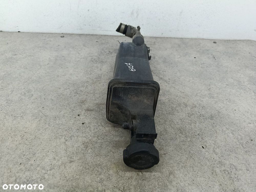 ZBIORNICZEK WYRÓWNAWCZY BMW 3 E46 3142230001  MEYLE 1.9 8V - 5