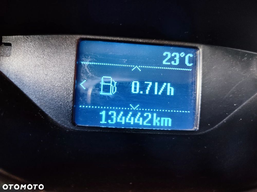Ford Grand C-MAX - 30