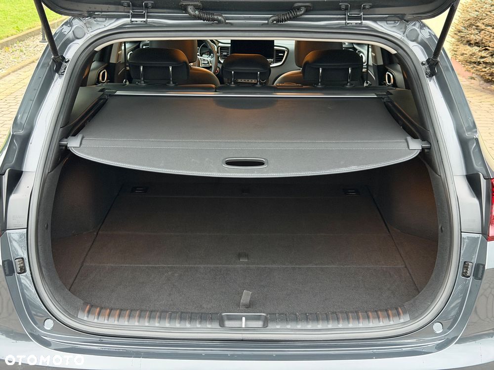 Kia Ceed 1.5 T-GDI Tribute DCT - 32