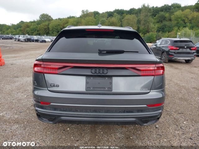 Audi Q8 - 10