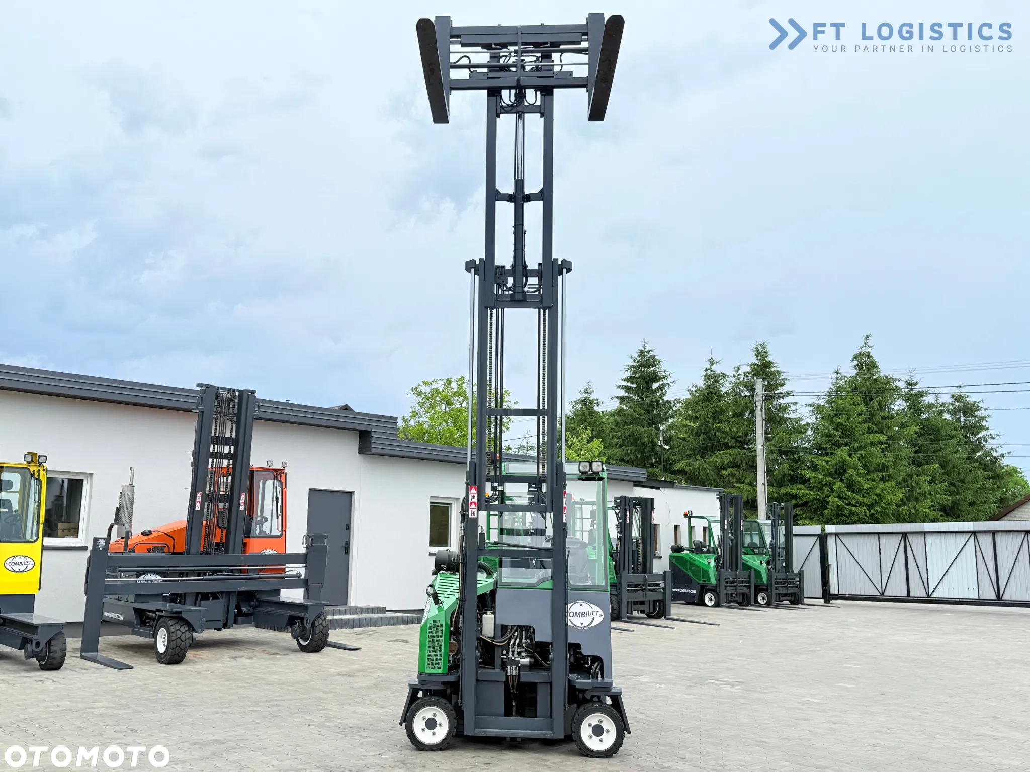 Combilift CB3000 / DIESEL / TRIPLEX 4900MM / WOLNY SKOK / PRZESUW WIDEŁ / POZYCJONER / WIDŁY 1500MM / JAK NOWY - 33