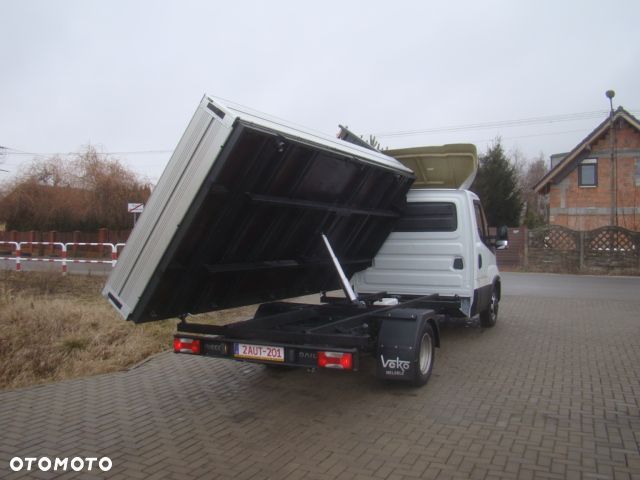 Iveco DAILY 35 C 15 3.5T 4.60M 3.5T NA HAKU CLIMATRONIC - 5