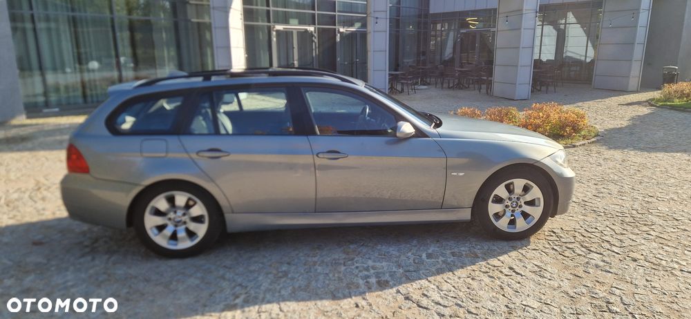 BMW Seria 3 320d - 10