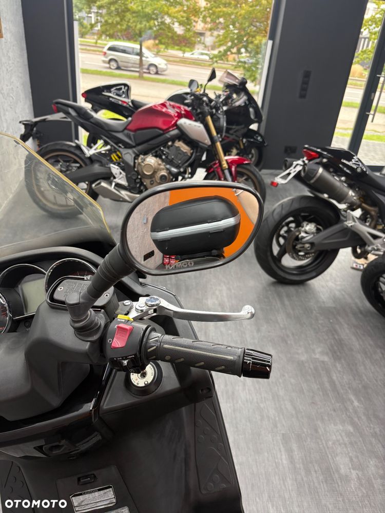 Kymco Downtown - 14