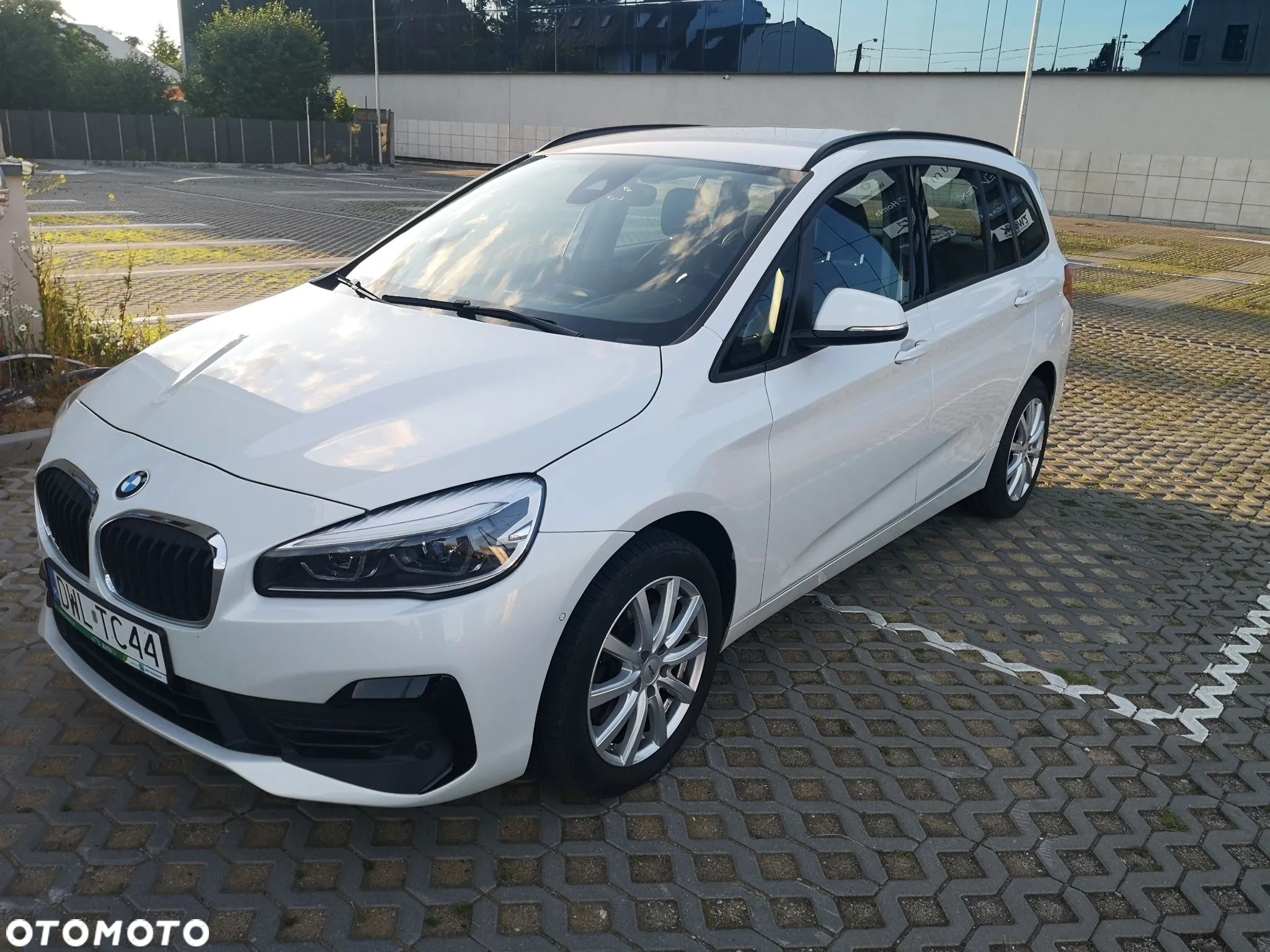 BMW Seria 2 218d xDrive Sport Line sport - 1