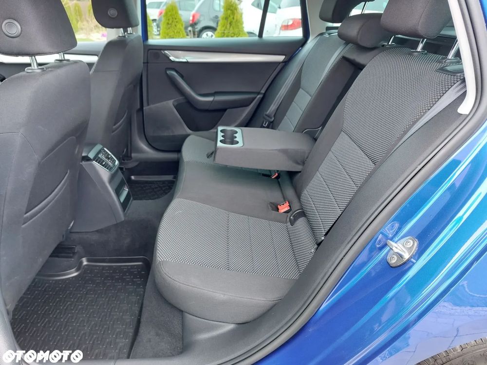 Skoda Octavia 1.2 TSI Ambition - 35