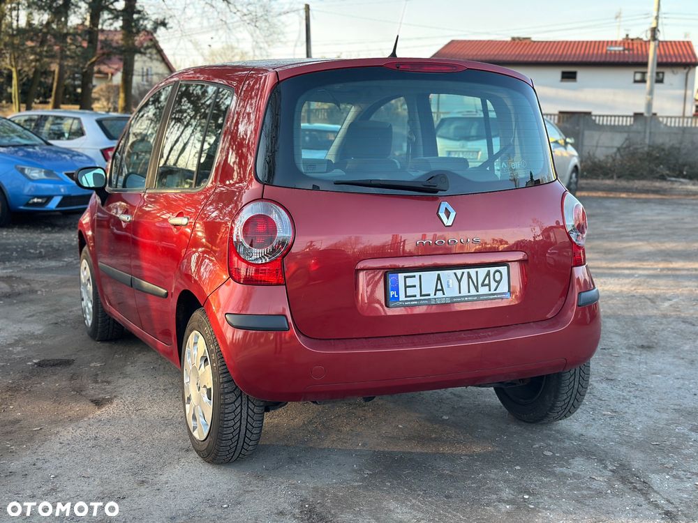 Renault Modus 1.6 16V Cite - 10