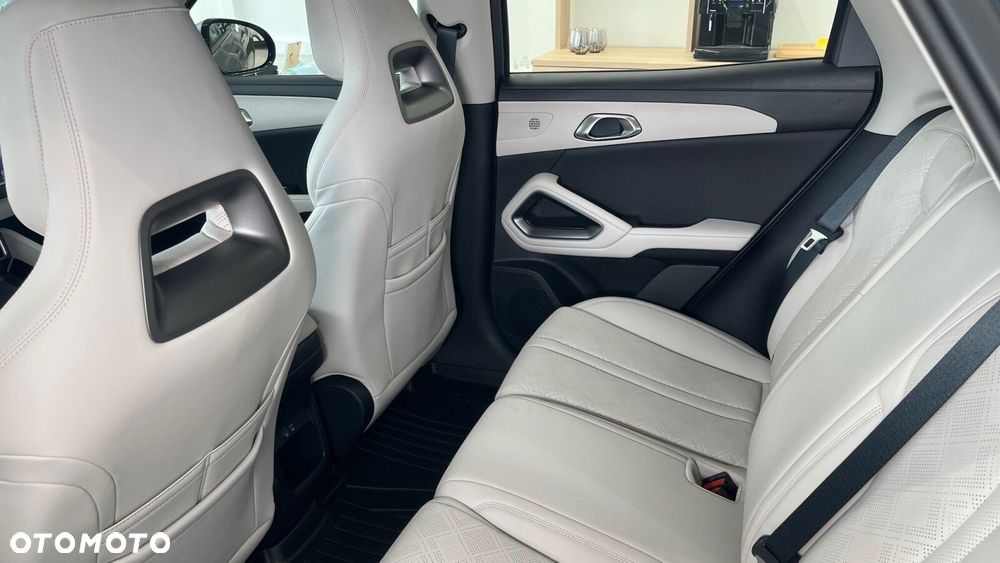 BYD Atto 2 - 24