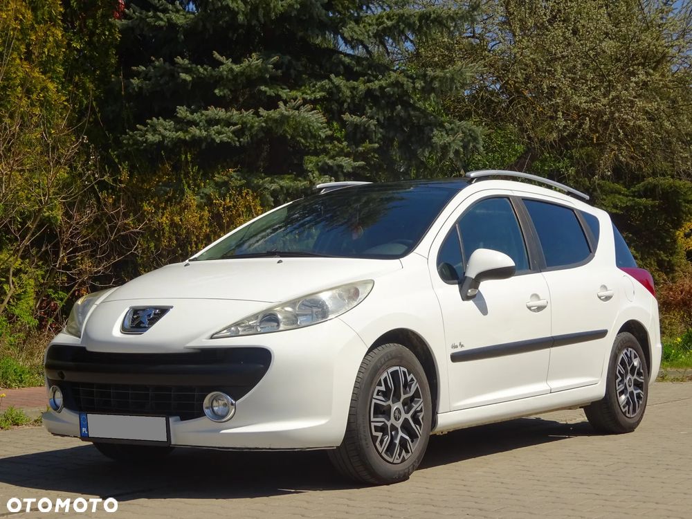 Peugeot 207 - 3