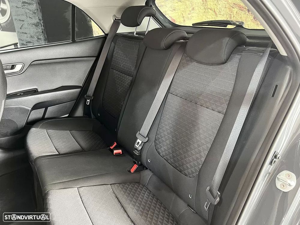 Kia Rio 1.2 CVVT Dynamic - 23