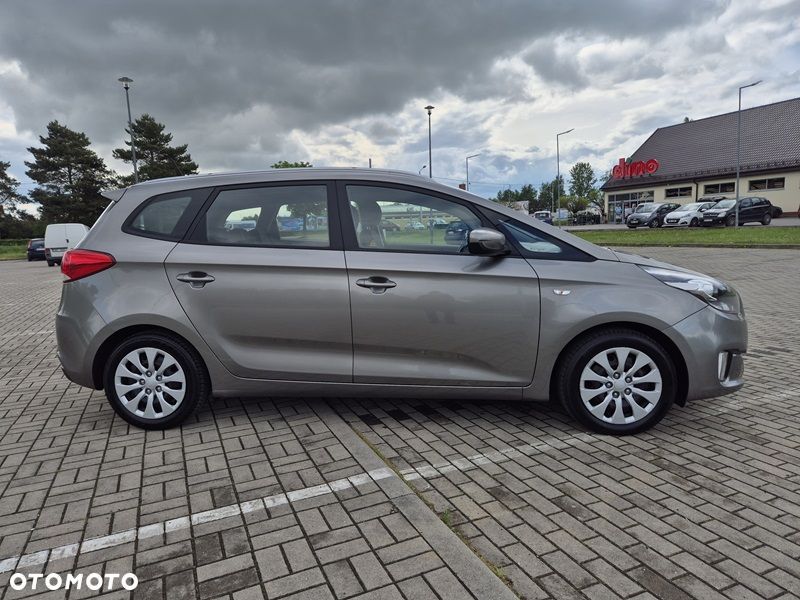 Kia Carens 1.7 CRDi L 7os - 8