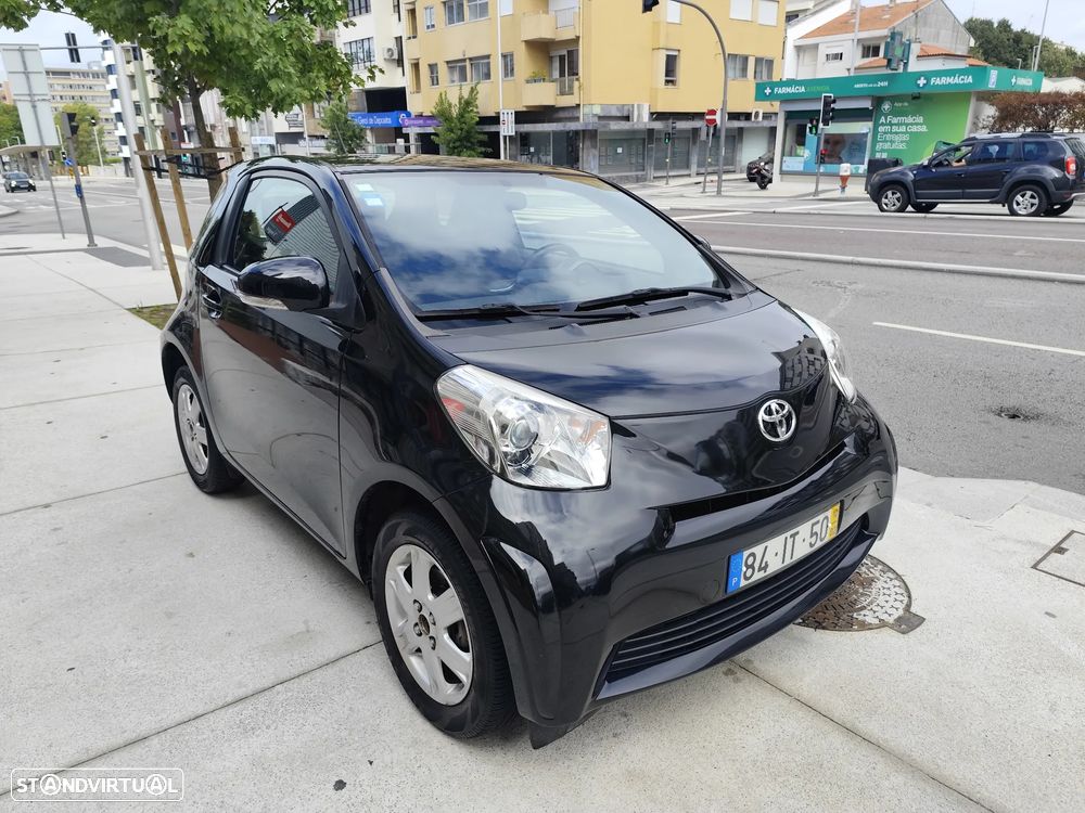 Toyota iQ 1.0 VVT-i - 12