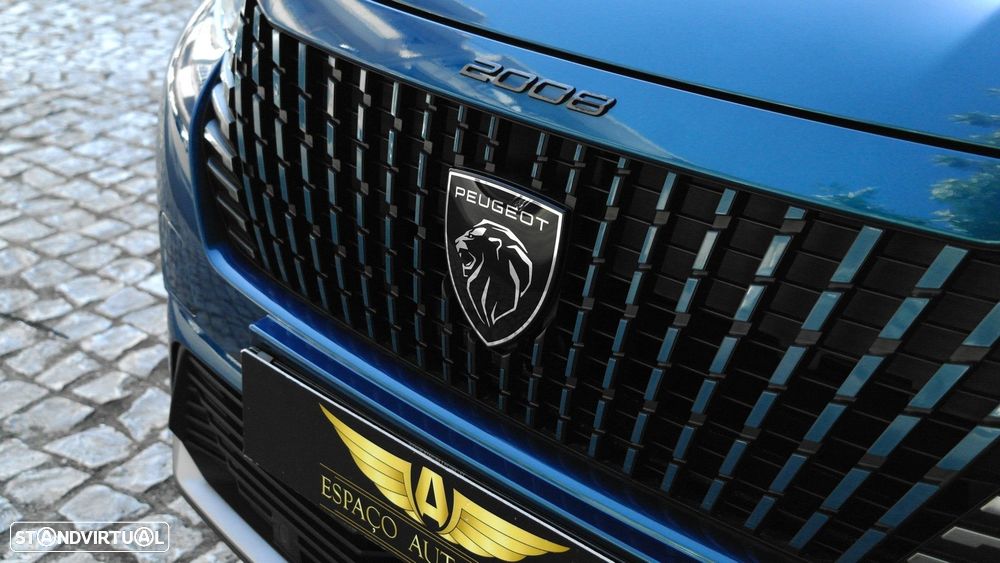 Peugeot e-2008 54 kWh Allure - 5